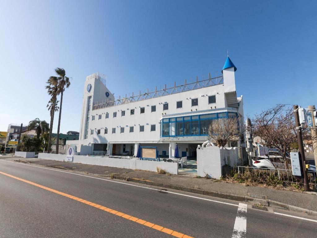 Mykonos Resort Miura Йокосука Экстерьер фото
