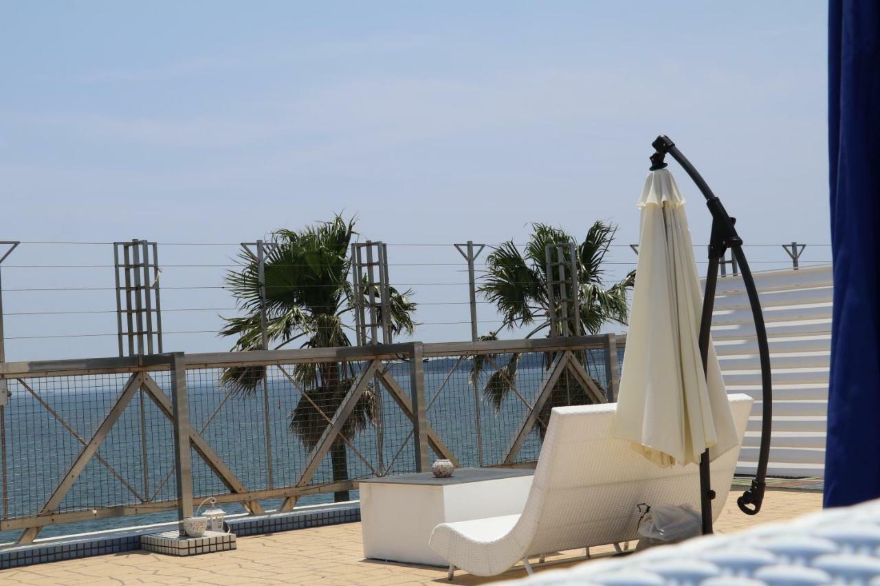Mykonos Resort Miura Йокосука Экстерьер фото